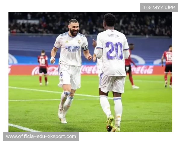 法比尼奥：不知维尼修斯是否现在就想来沙特 我想回欧洲踢球-直播吧