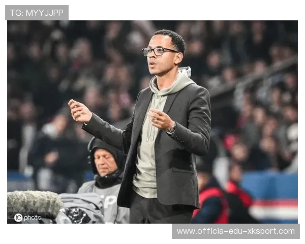 罗塞尼尔：对首发球员的表现非常满意 保持势头我对未来充满信心-直播吧